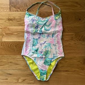 Lilly Pulitzer • one piece bathing suit